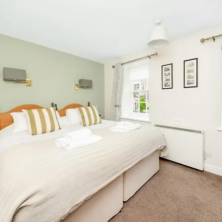 Finest Retreats - Swaledale Hall 펜션